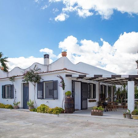 Beb Nonno Baffo Bed & Breakfast Avola Dış mekan fotoğraf