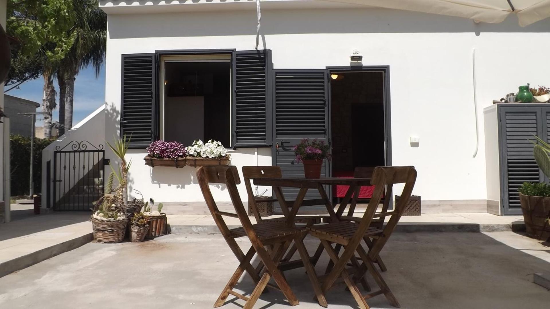 Beb Nonno Baffo Bed & Breakfast Avola Dış mekan fotoğraf