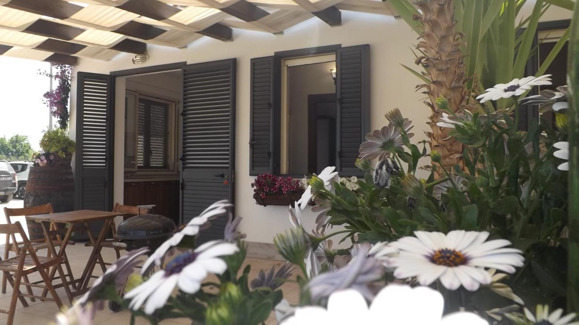 Beb Nonno Baffo Bed & Breakfast Avola Dış mekan fotoğraf